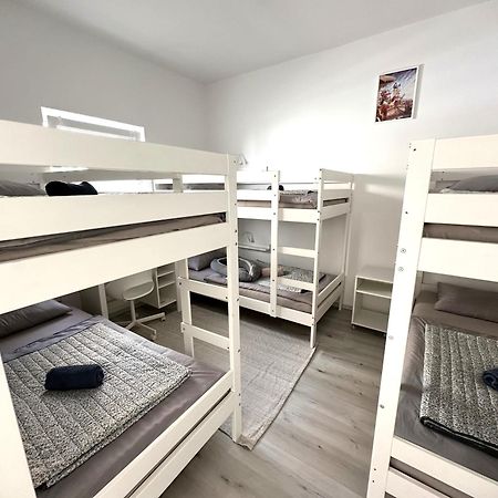 Om Yoga Center Lejlighed Slovenska Bistrica Eksteriør billede