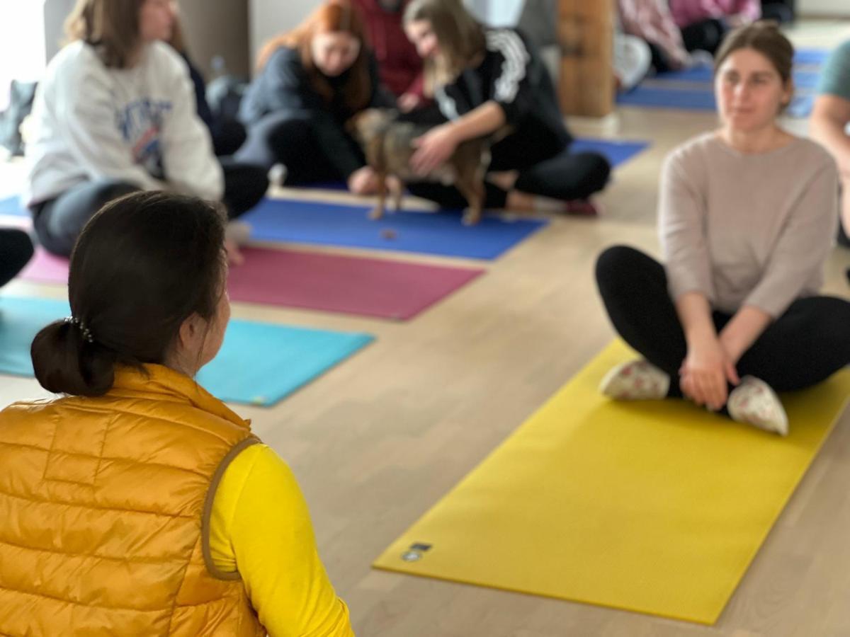 Om Yoga Center Lejlighed Slovenska Bistrica Eksteriør billede